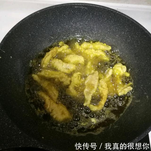 外酥里嫩的软炸里脊，5分钟在家就能学会，味道纯正，老少皆宜