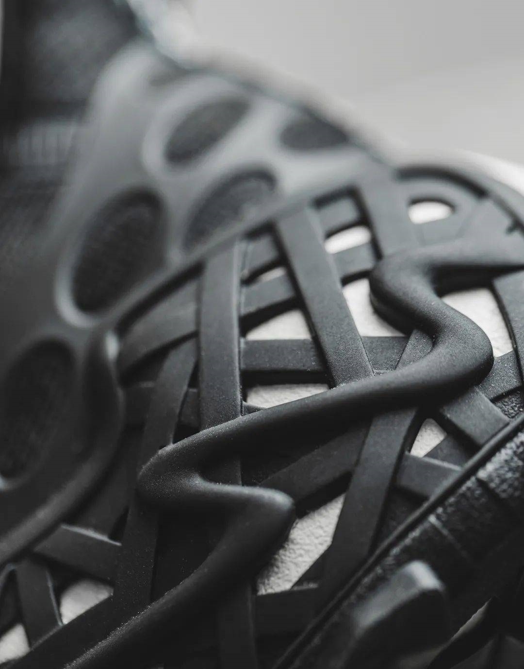 破圈的「巢鞋」,对运动品牌究竟意味着什么?