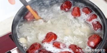 失眠最怕的一道菜,价格便宜还安神,一觉睡到