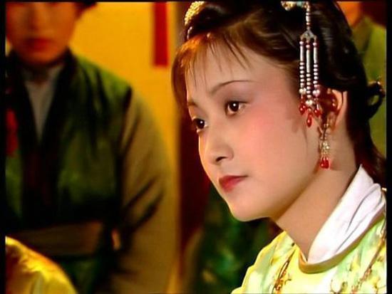 平郡！那个从未露面的女人，才是红楼梦里贾家真正的王妃