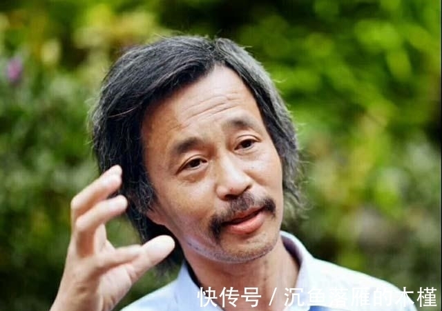 精神病院@流浪大师火遍网络,9字书法被捧到10万,书法家:写得毫无章法