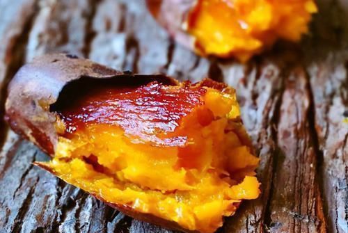 烤红薯时,别急着放烤箱,多做1个步骤,红薯个个都流油,香又甜