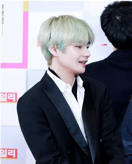 韩国的人气男星叫作金泰亨 澳大利亚的叫戳爷 中国叫什么呢 快资讯