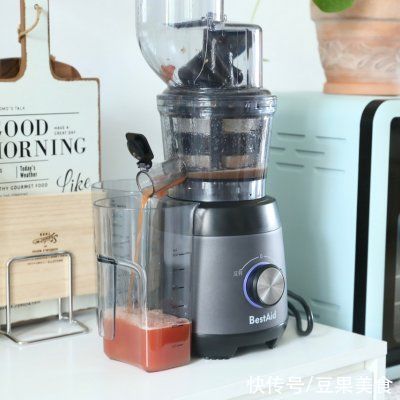 孩子|孩子自己也能制作的网红饮料，番茄气泡水