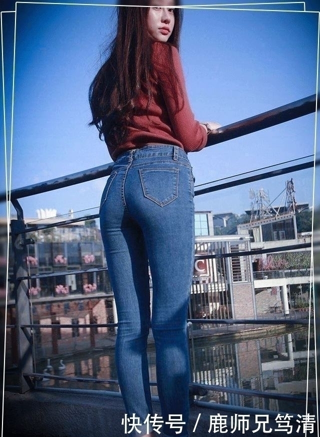 翘臀|事实证明没有翘翘臀，真不要随便穿波点紧身裤
