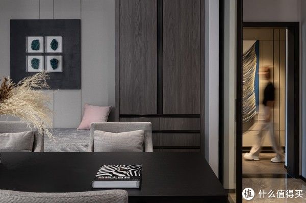 高雅|90后女孩的loft公寓,让我发现了何为高级感,现代简约风下的诗意