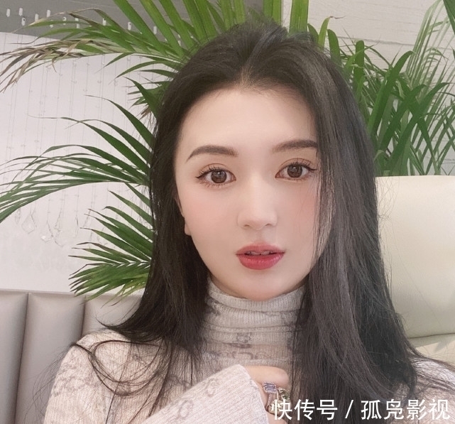 身亡 “裹小脚”式审美!33岁网红“手术抽脂”身亡:ICU内熬了2个月!