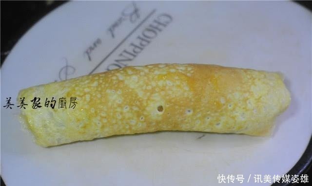 儿子早餐最爱它,1周5次都吃不厌,烫一烫卷一卷,做法好简单