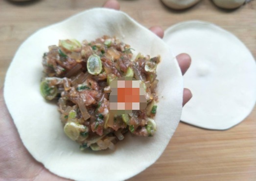 这菜清甜爽口特去火,做成馅饼,鲜香可口,但很少有人吃过!