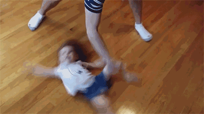 妈妈们|不要让男人单独带娃，因为画面太美了