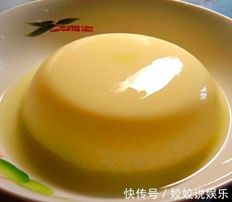 蒸鸡蛋羹用冷水还是热水我蒸错了25年，教你1招，鲜爽嫩滑！