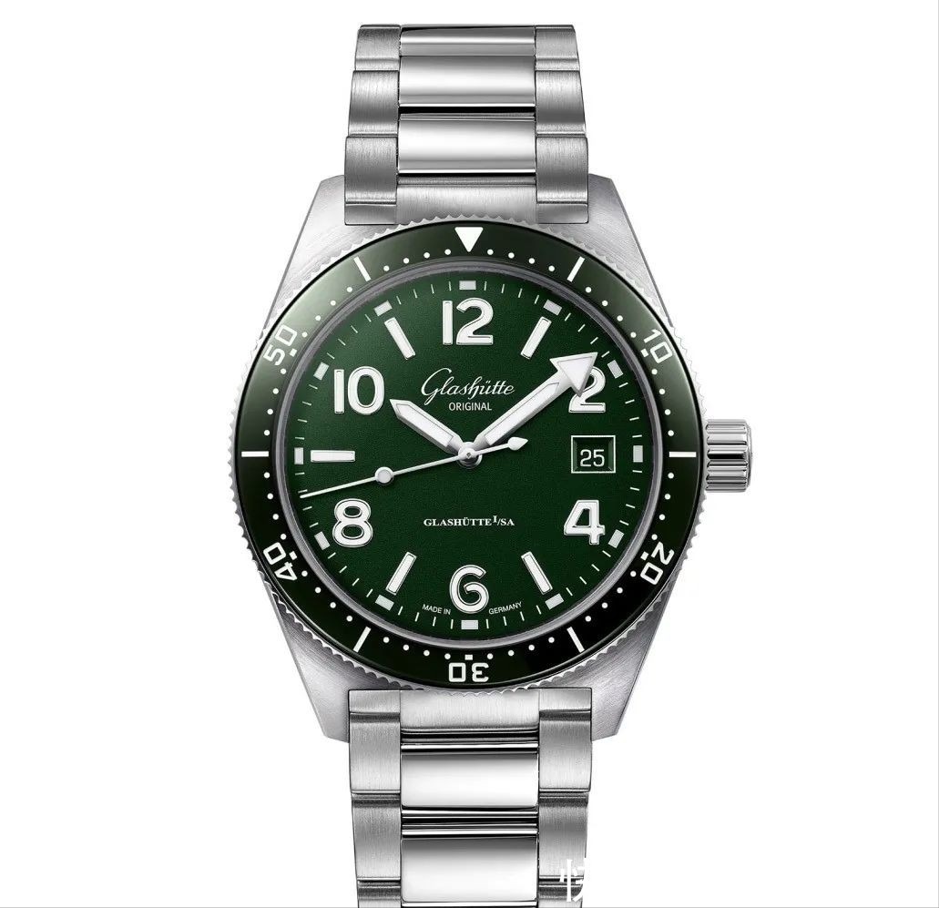 格拉苏蒂|潜水表如何进阶?彩色最好带点金?