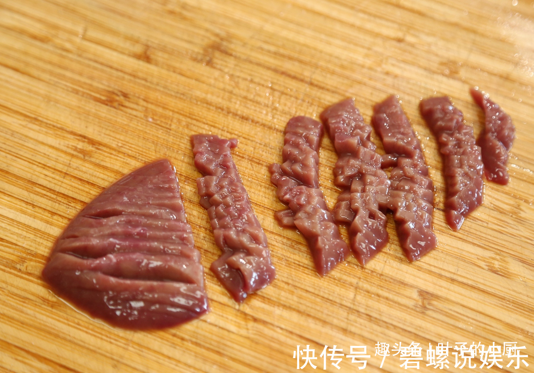 猪腰吃了几十年,第一次见如此去“筋膜”,以前总是“坑坑洼洼”