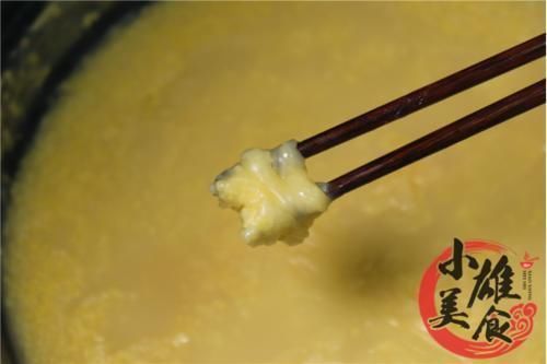 煮小米粥时,马上下锅就错了!多加一步,包你煮出又香又粘稠