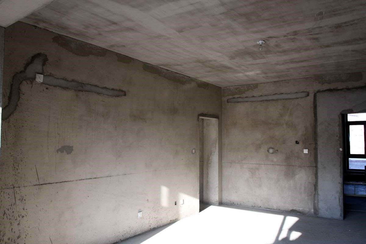 毛坯房|住毛坯房火了!想要在墙面贴墙纸美化,一定做好这3点!