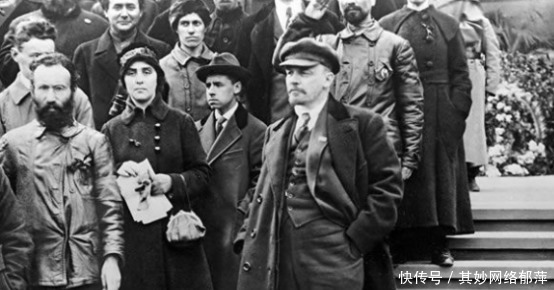 列宁|列宁本想善待沙皇一家,为何会忽然转变思想,将其一家全部杀害?
