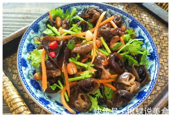 春天到了，遇到4种碱性蔬菜别放过，简单一凉拌，太香了