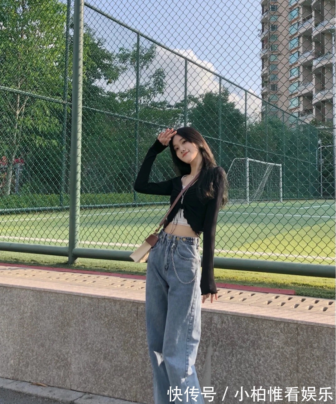 长裤|盛夏露脐装，撩人指数90分；为什么很多人容易穿出廉价感