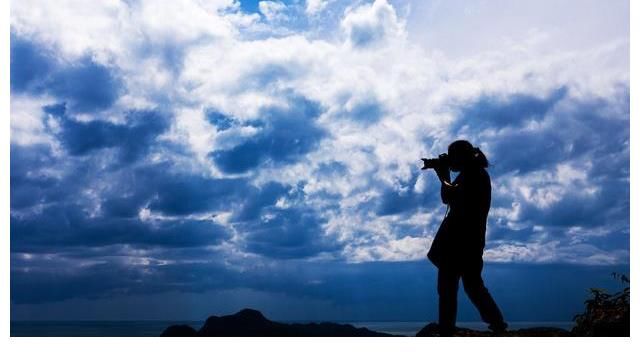 本質(zhì)|透過現(xiàn)象看本質(zhì)，李子柒央媒出鏡背后