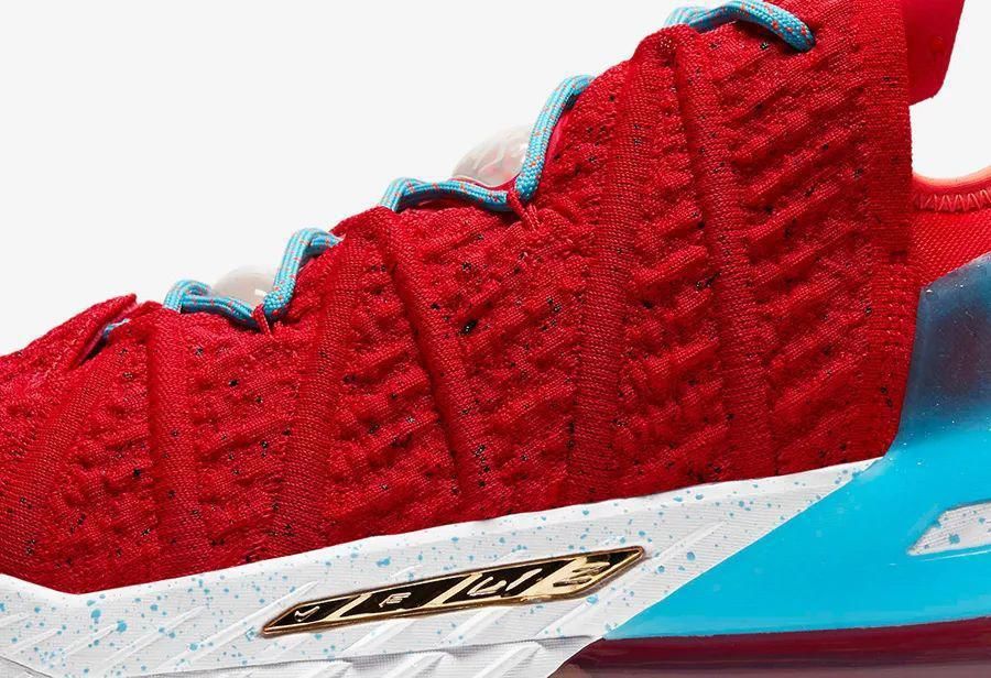 SNKRS 页面曝光！詹姆斯上脚 LBJ18「恭喜发财」 周日发售！