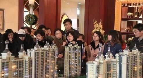 房价|“房奴”和“无房族”无差别？专家：再过个几年，区别就出来了