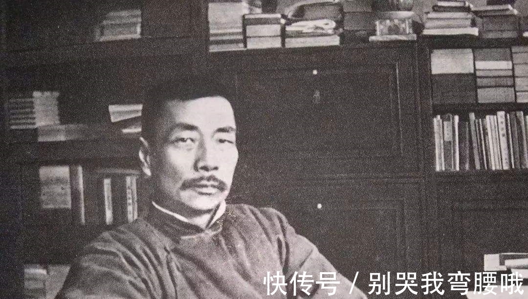 日本#郭沫若讽刺鲁迅衣冠禽兽, 鲁迅加一个字回骂, 竟精确地概括其一生