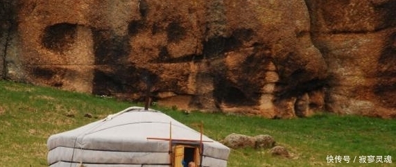 专家|外蒙在境内发现汉字石碑，找中国专家解读，结果让专家兴奋不已！