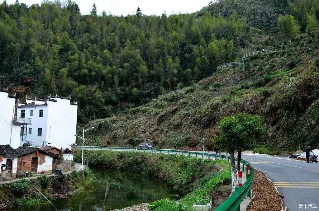 中年|中国最圆菊径村，赏后山前水八卦情