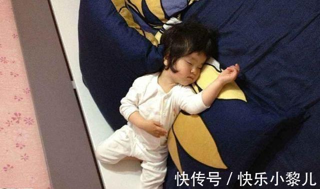 家娃|四种睡姿暗藏孩子性格,你家娃睡姿是哪一种?是第一种的就偷笑吧