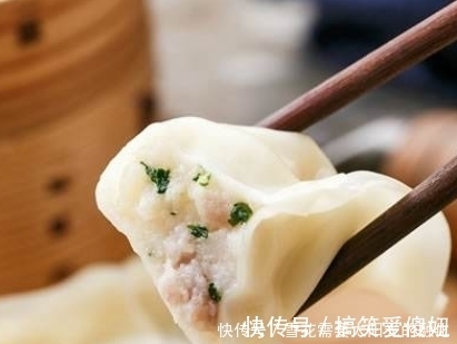 猪肉大葱馅，直接包就错了！多做这一步，鲜嫩多汁更入味，真香！