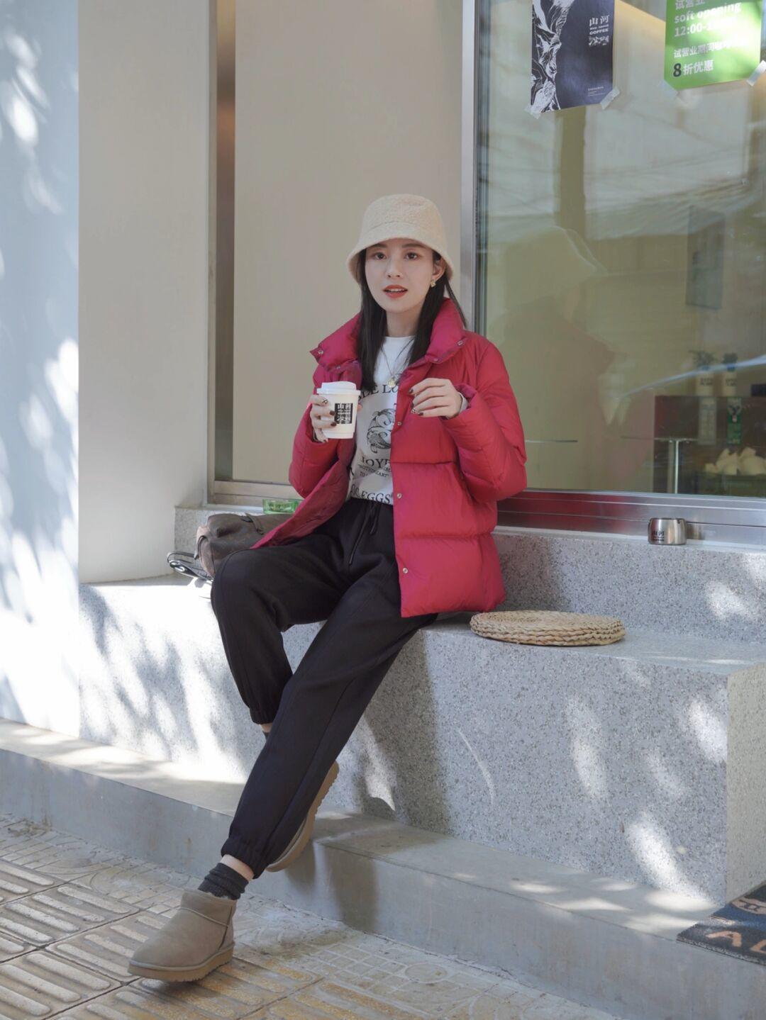 实用|终于找到冬季最保暖的单品,分享4款实用羽绒服,穿出好气质