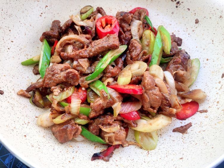 该要贴秋膘了，教你五道适合秋天的肉菜，营养美味又解馋下饭