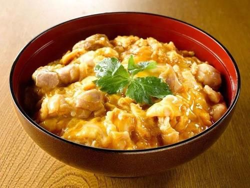 你吃过日式盖饭吗,都可以放在米饭上吃