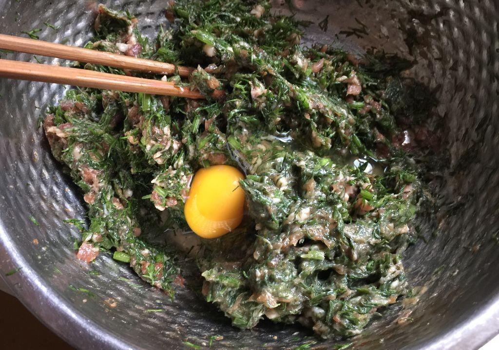 豆瓣酱|夏天吃饺子,韭菜靠边站,这个菜比韭菜还鲜美,水嫩又好吃