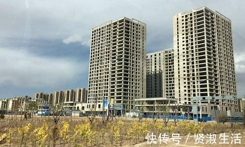 空置率|有人买房难,有人“住不完”,拥有多套房产的人将面临什么