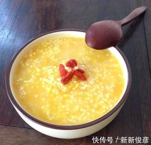 代参汤|小米粥怎么熬才不会破坏营养?这样熬小米粥,好喝更养胃!