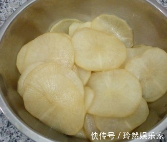 外婆30年腌白萝卜土方法，无需放盐，第二天就能吃，酸脆开胃