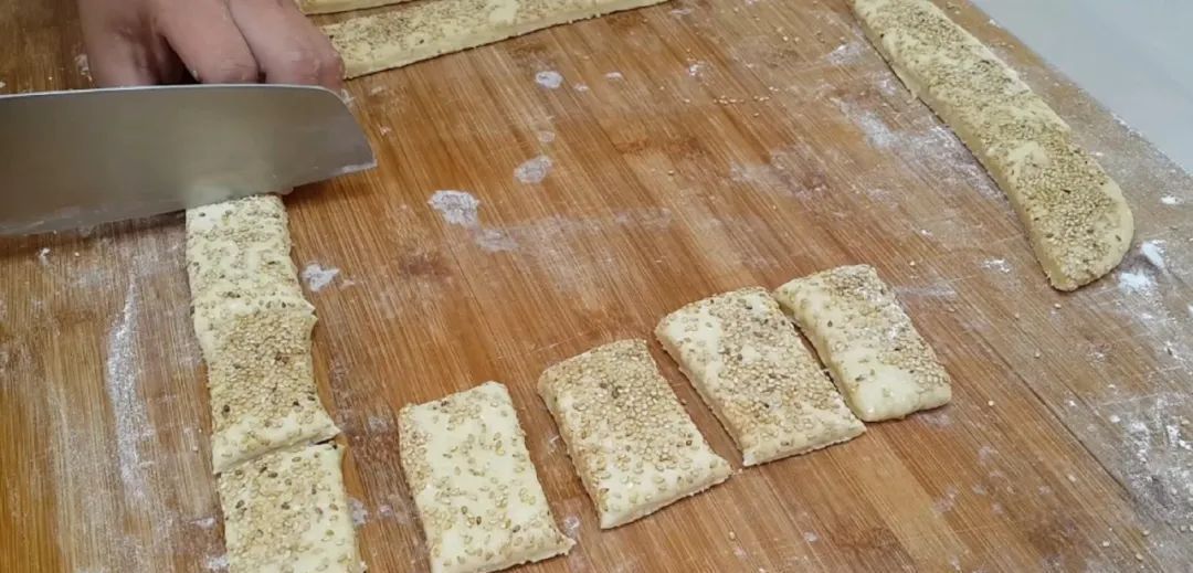 不用|2个鸡蛋,1碗面,不用蒸不用烙,比面包松软香甜,吃过就念念不忘