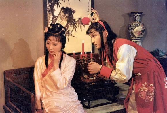 黛玉|?《红楼梦》里,贾宝玉为何把北静王的珠子送给黛玉?