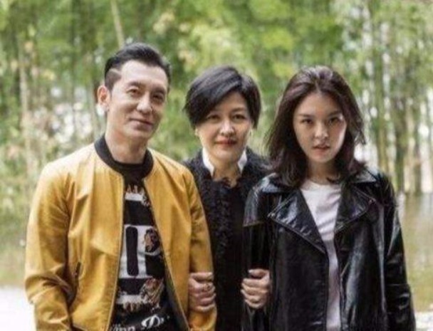 遗产|李咏去世后留下2亿遗产，没有给哈文，而是全部给了她