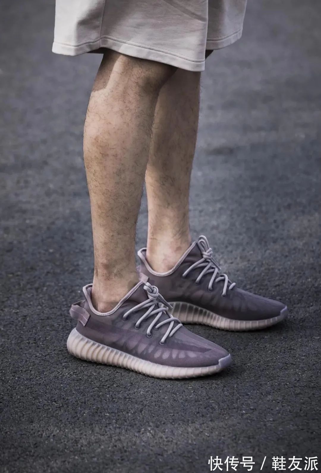 鞋款|YEEZY跌破原价,冰蓝、满天星疯狂复刻,地区限定变成炒冷饭?