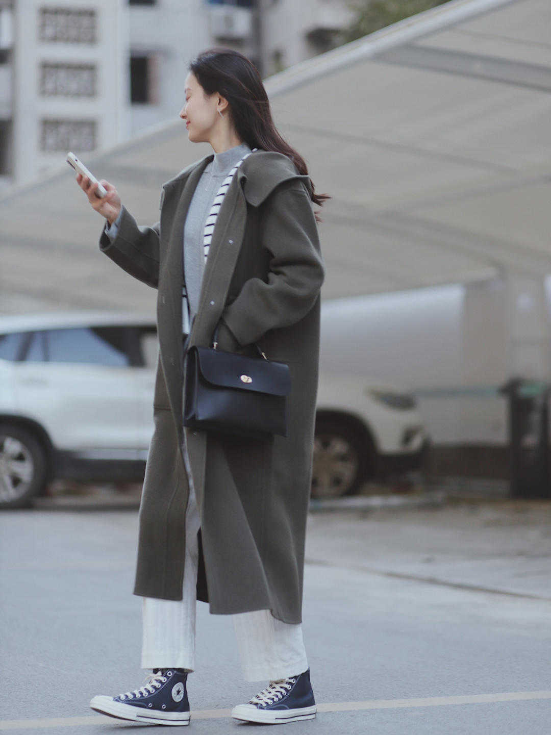 保暖 这个寒冬,胖女孩的穿搭教科书模板,简约又简单,保暖有气质