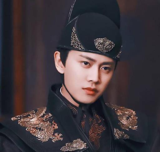 吃辣|锦衣之下:陆绎大人,这鸭脖很辣的,您不能吃辣就别勉强自己了