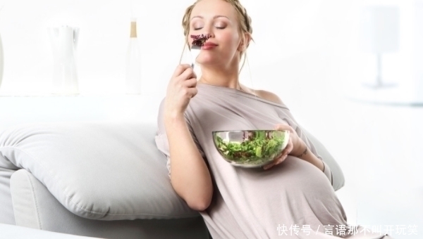 肚子|怀孕期间,如果孕妈的肚脐是“凹”进去的,那可要恭喜你啦