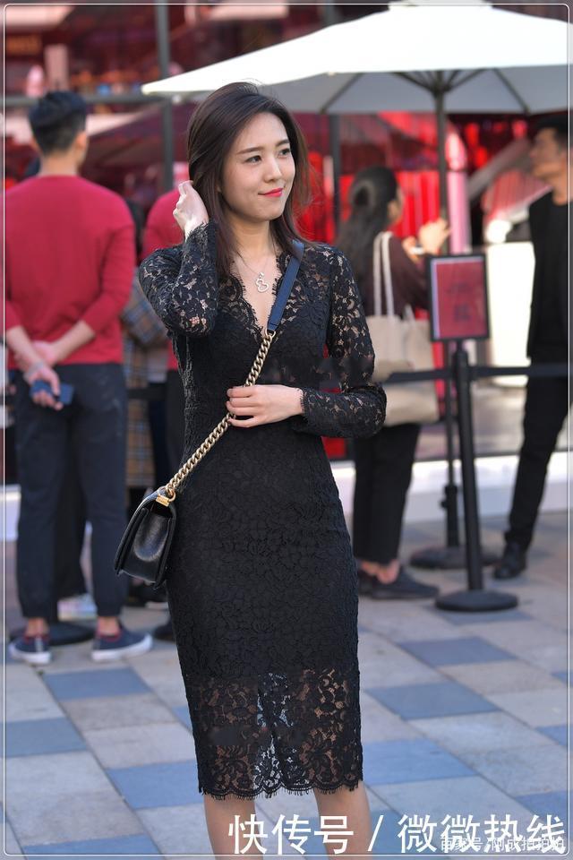 连衣裙|黑色蕾丝连衣裙,V领镂空袖子,优雅有气质