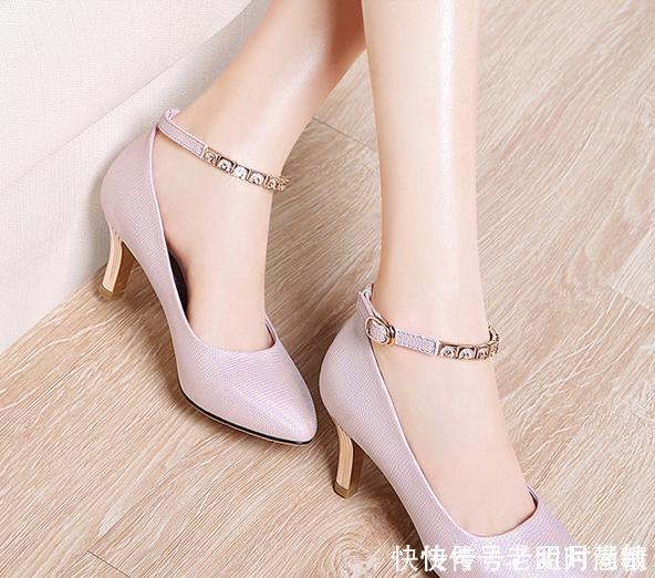 聪明的女人都穿这几款高跟鞋,显高修腿型,还不累脚