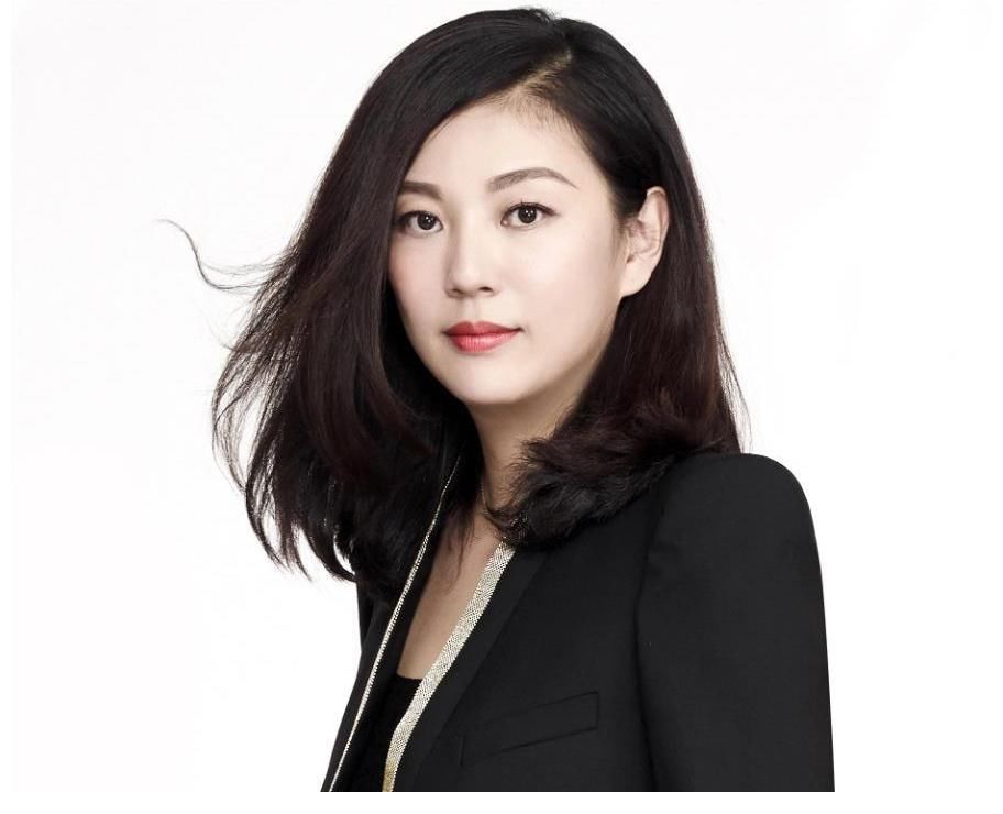 嘉行|85花的强大闺蜜:赵丽颖有贵人保驾护航,杨幂的经纪人带她发财