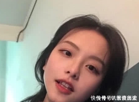 黑头 鼻子上挤出“白色条状物”?护肤达人:学会这3招,“草莓鼻”再也与你无缘