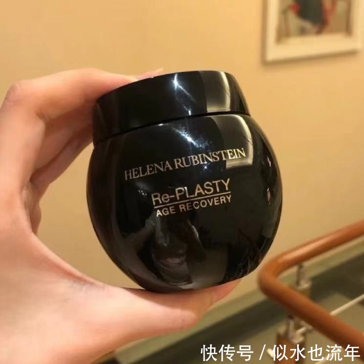 花钰|紧致提拉抗衰最好的面霜推荐:让皮肤变得紧致弹润,肤色由暗转亮