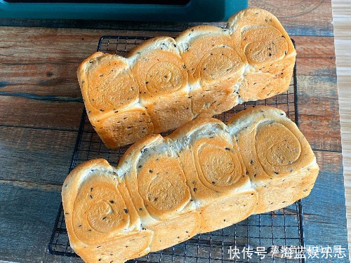 试试|做面包别只会用面包粉了,试试加点它,口感Q弹又松软,层层拉丝